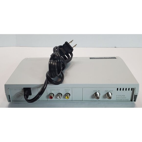 Philco TB100HH9 DTV Digital To Analog Converter Set Top Box - Picture 2 of 11